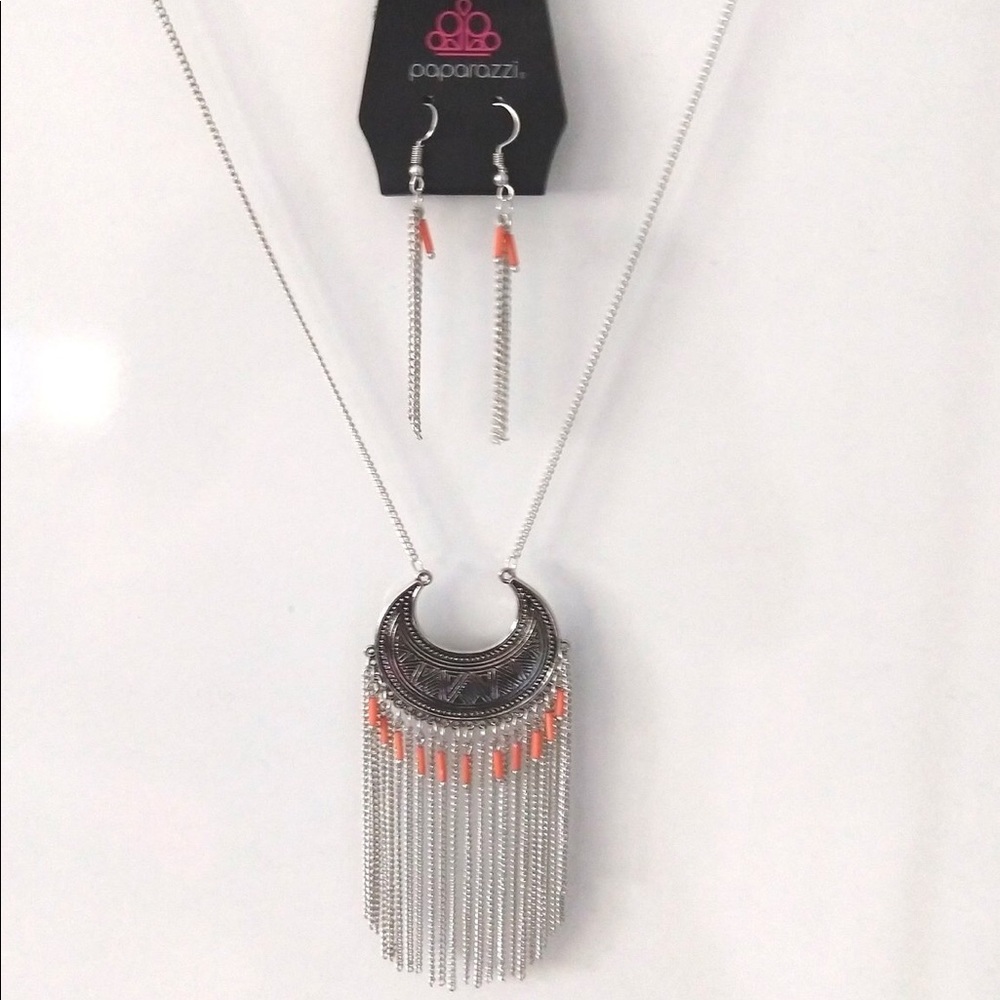 🧡Paparazzi Gorgeous Necklace Earring Set🧡